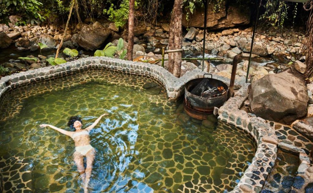 Estée Lauder’s first Skin Longevity Institute in the world pool