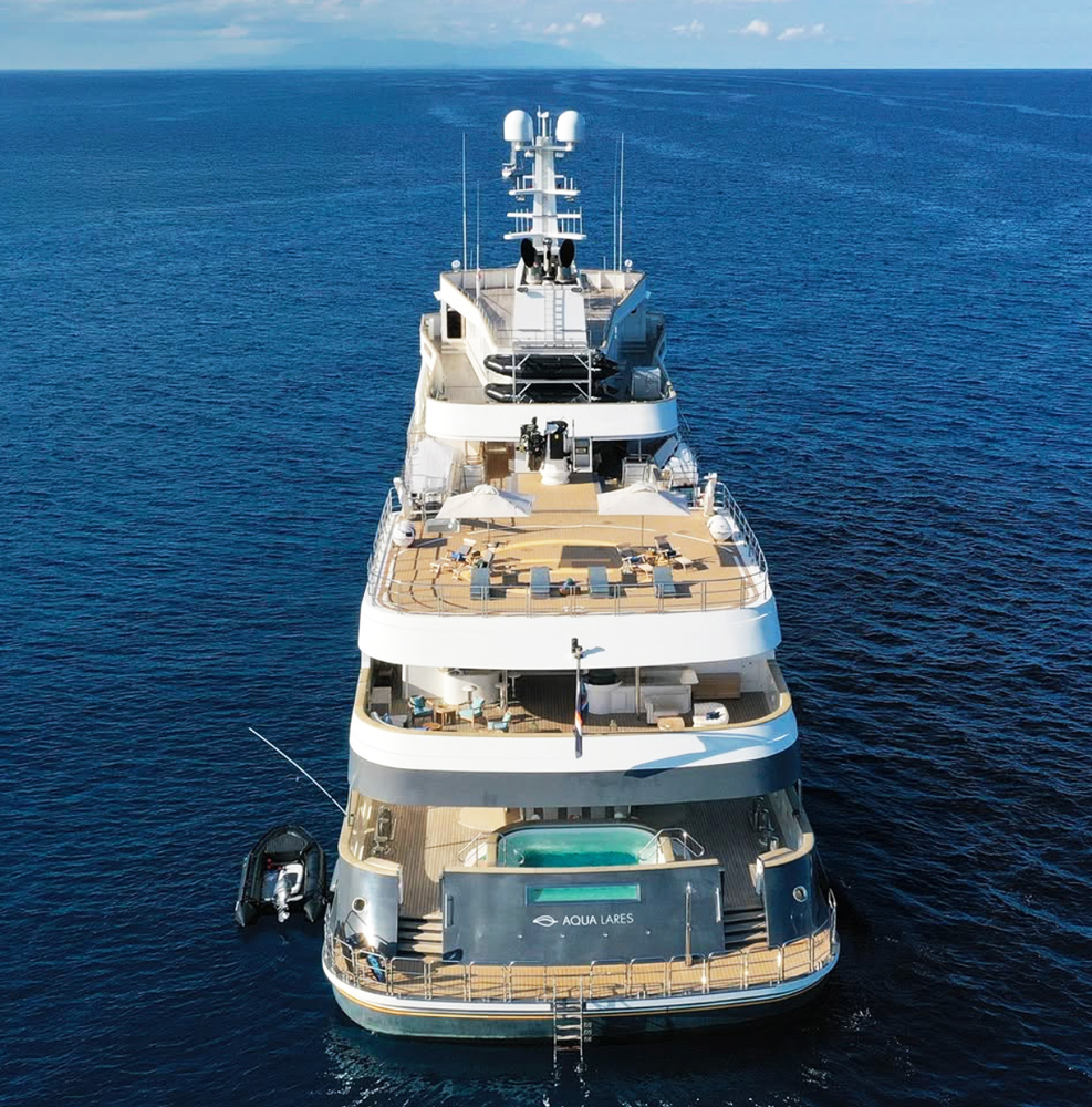 Aqua Expeditions Aqua Lares superyacht detail