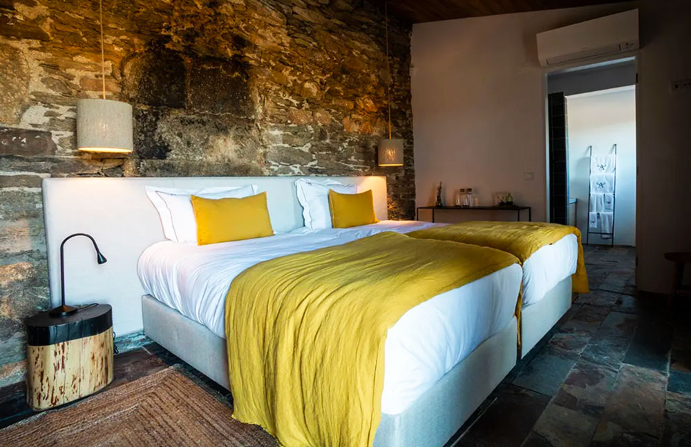 Herdade dos Abegões hotel room 